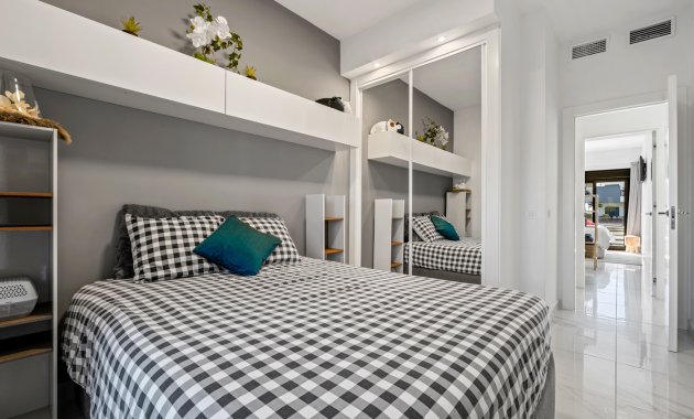 Reventa - Apartamento -
Guardamar del Segura - El Raso*