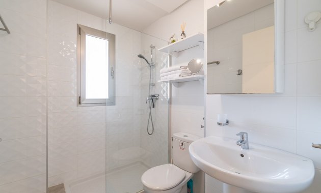 Reventa - Apartamento -
Orihuela Costa - Los Dolses