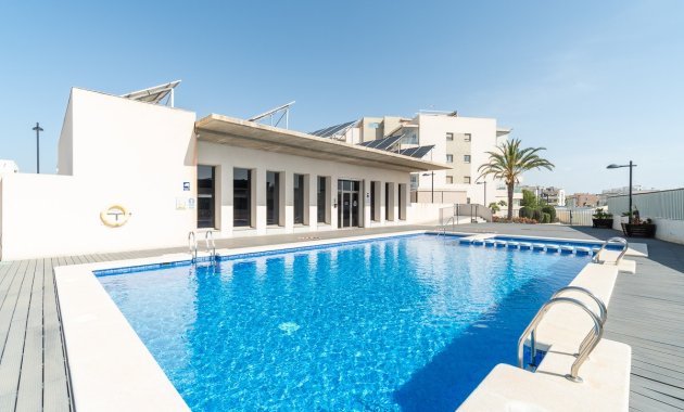 Reventa - Apartamento -
Orihuela Costa - Los Dolses