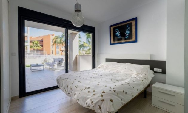 Resale - Apartment  -
Orihuela Costa - Villamartín