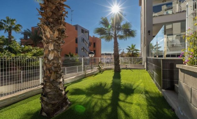 Resale - Apartment  -
Orihuela Costa - Villamartín
