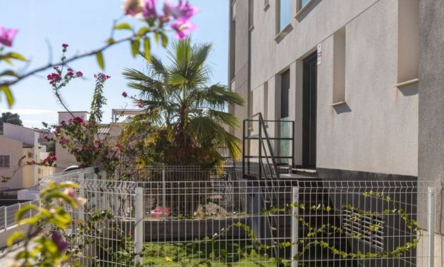 Resale - Apartment  -
Orihuela Costa - Villamartín