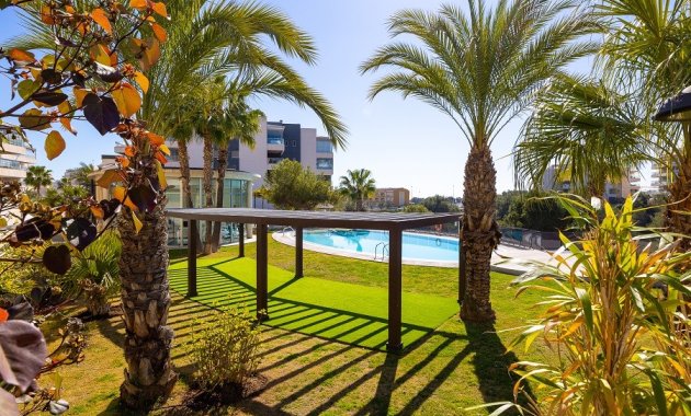 Endursala - Íbúð -
Orihuela Costa - Villamartín