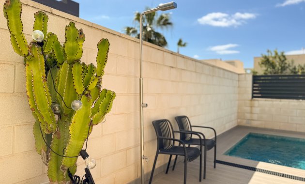 Resale - Villa -
Rojales - Ciudad Quesada
