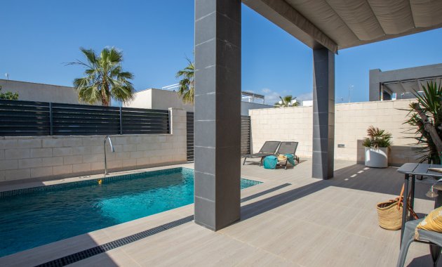 Resale - Villa -
Rojales - Ciudad Quesada