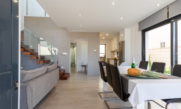 Resale - Villa -
Rojales - Ciudad Quesada