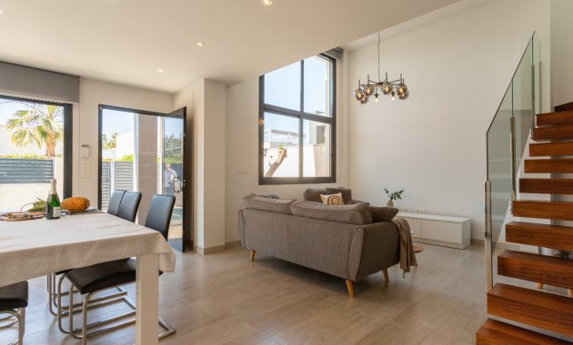 Resale - Villa -
Rojales - Ciudad Quesada