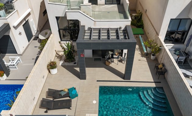 Resale - Villa -
Rojales - Ciudad Quesada