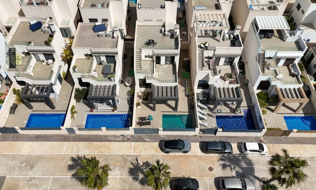 Resale - Villa -
Rojales - Ciudad Quesada