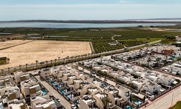 Resale - Villa -
Rojales - Ciudad Quesada
