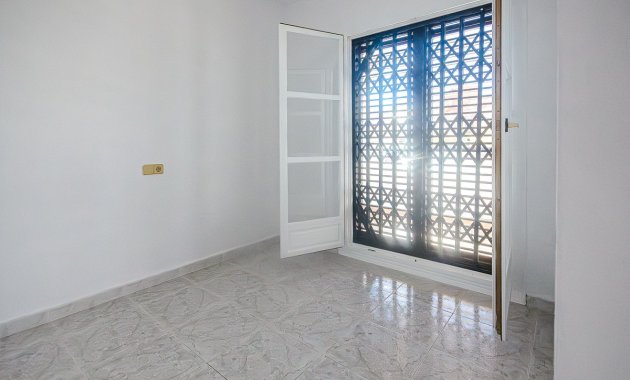 Resale - Townhouse -
San Miguel de Salinas
