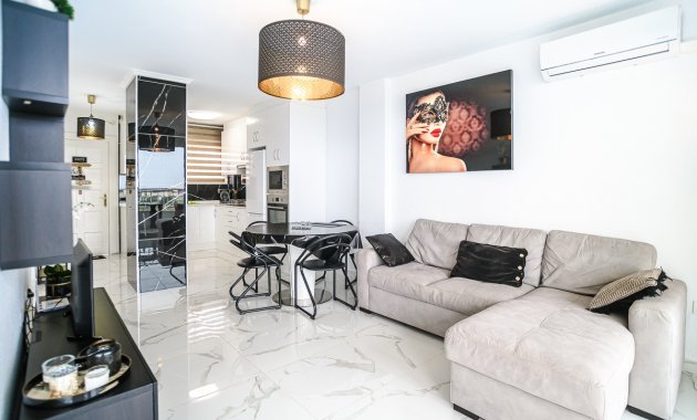Endursala - Íbúð -
Torrevieja - Punta Prima