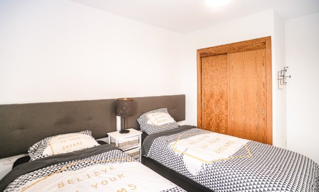 Endursala - Íbúð -
Torrevieja - Punta Prima