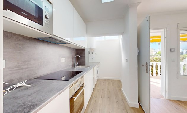 Resale - Townhouse -
Orihuela Costa - Villamartín