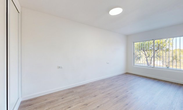Resale - Townhouse -
Orihuela Costa - Villamartín