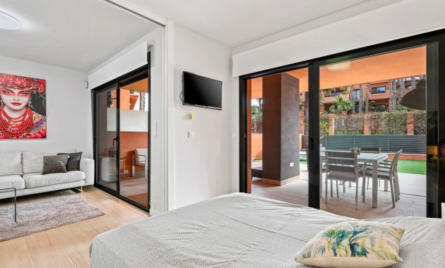 Resale - Apartment  -
Orihuela Costa - Villamartín