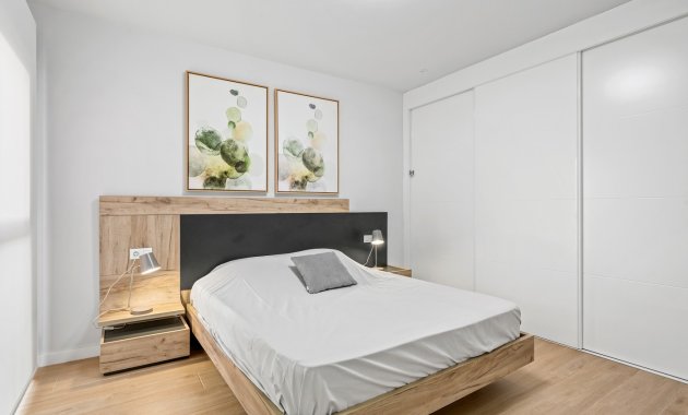 Resale - Apartment  -
Orihuela Costa - Villamartín