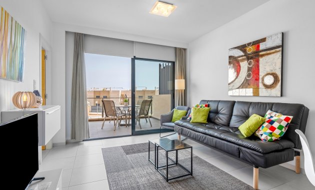 Resale - Apartment  -
Orihuela Costa - La Zenia