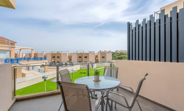 Resale - Apartment  -
Orihuela Costa - La Zenia