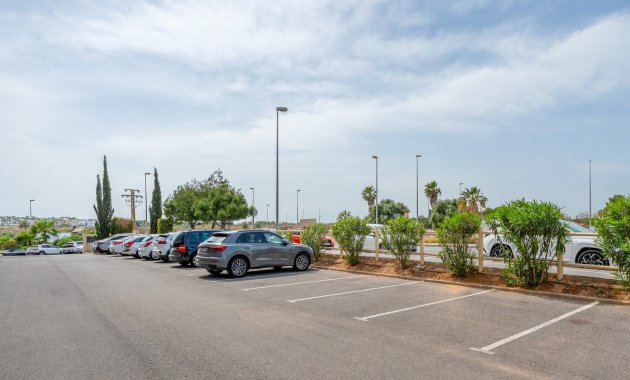 Resale - Apartment  -
Orihuela Costa - La Zenia