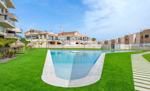 Resale - Apartment  -
Orihuela Costa - La Zenia