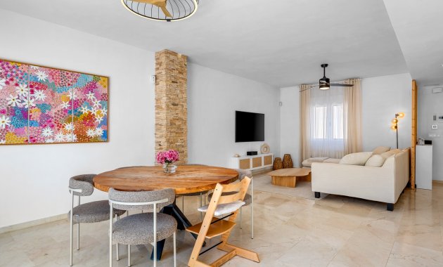 Resale - Townhouse -
Alicante - Playa San Juan