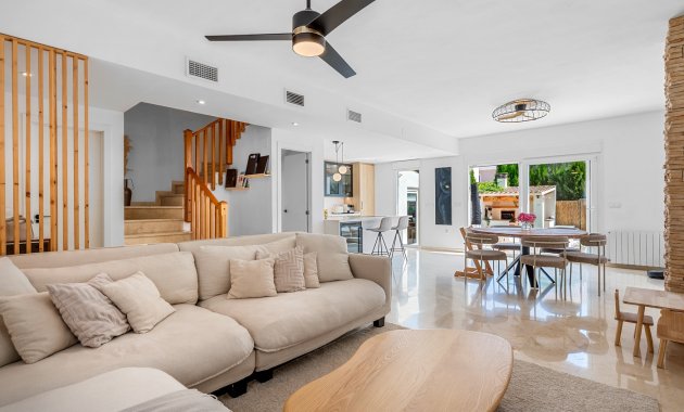 Resale - Townhouse -
Alicante - Playa San Juan