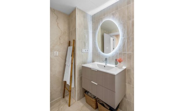 Resale - Townhouse -
Alicante - Playa San Juan