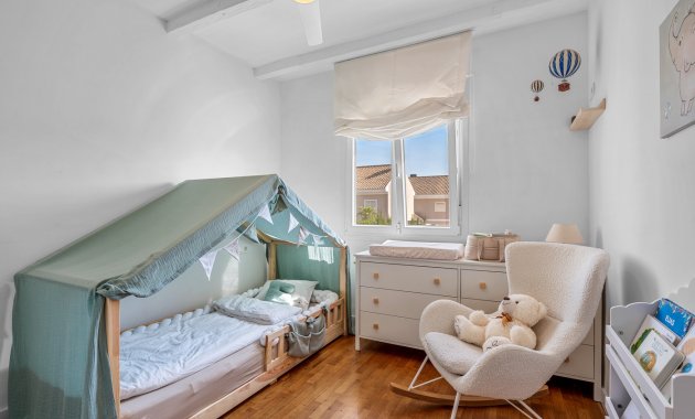 Resale - Townhouse -
Alicante - Playa San Juan