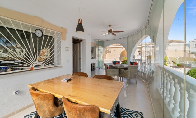 Resale - Villa -
Benijofar - Monte Azul