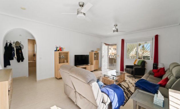 Resale - Villa -
Benijofar - Monte Azul