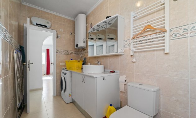 Resale - Villa -
Benijofar - Monte Azul