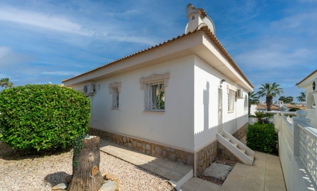 Resale - Villa -
Benijofar - Monte Azul
