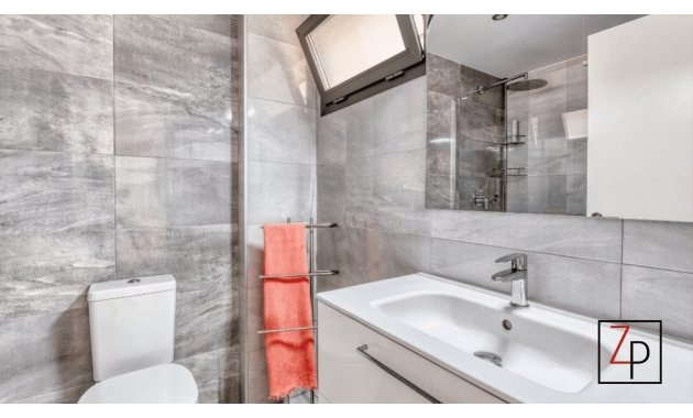 Resale - Ground floor apartment -
Orihuela Costa - El Barranco