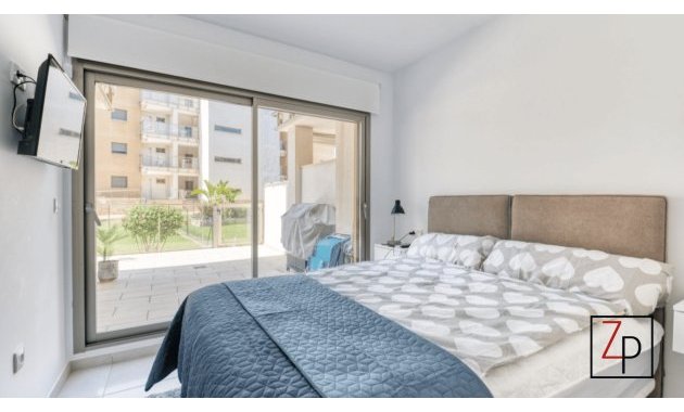 Resale - Ground floor apartment -
Orihuela Costa - El Barranco