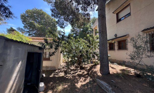 Resale - Villa -
Torrevieja - Los Balcones