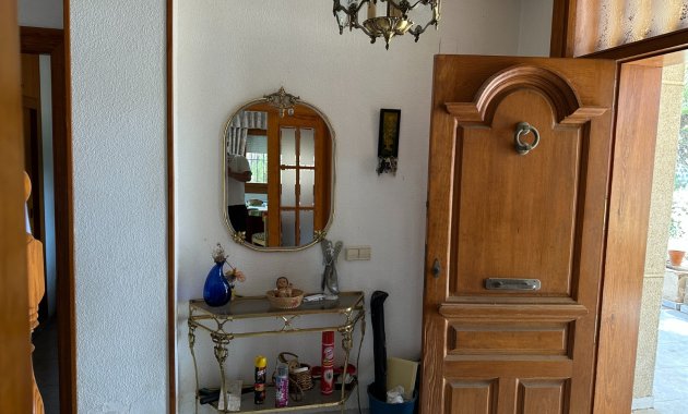 Resale - Villa -
Torrevieja - Los Balcones