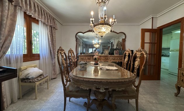 Resale - Villa -
Torrevieja - Los Balcones
