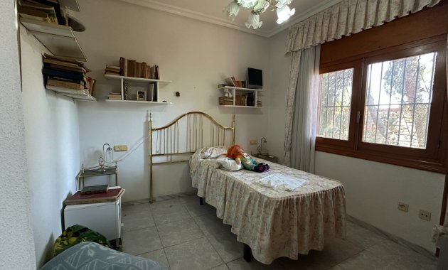 Resale - Villa -
Torrevieja - Los Balcones