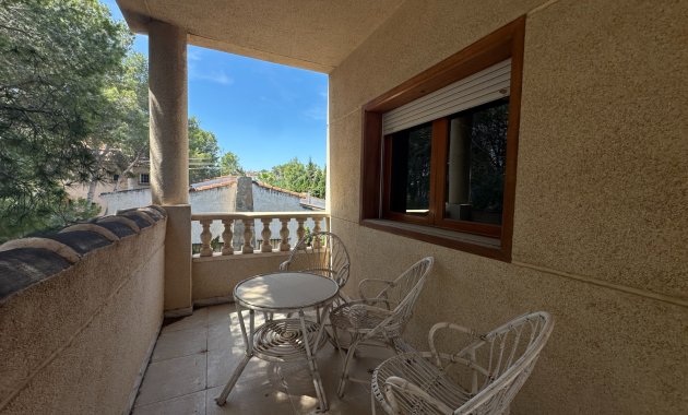 Resale - Villa -
Torrevieja - Los Balcones