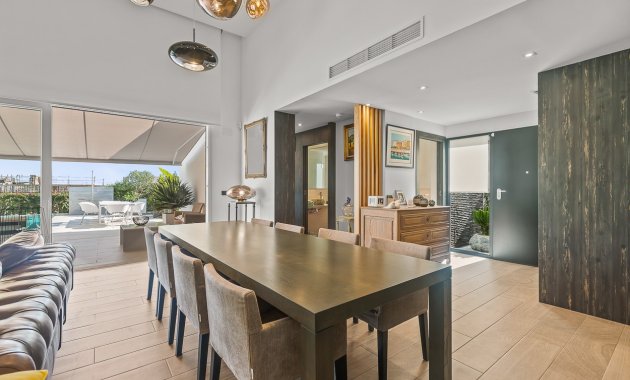 Resale - Villa -
3409 - La finca Golf