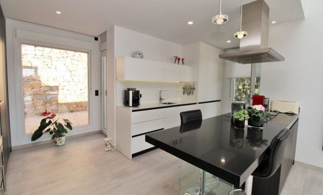 Resale - Villa -
3409 - La finca Golf