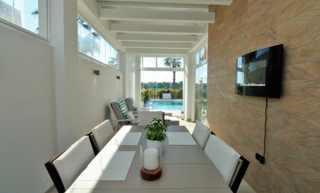 Resale - Villa -
3409 - La finca Golf