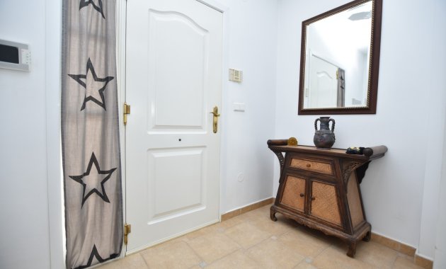 Resale - Villa -
3409 - Montemar