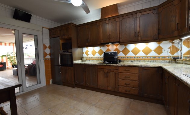 Resale - Villa -
3409 - Montemar