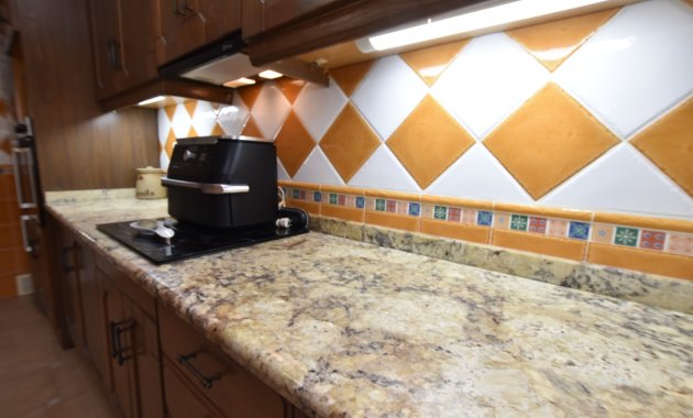Resale - Villa -
3409 - Montemar