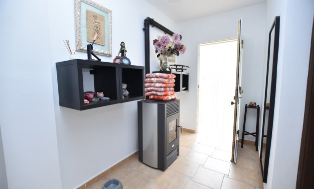 Resale - Villa -
3409 - Montemar