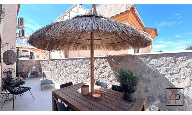 Resale - Townhouse -
Orihuela Costa - Playa Flamenca