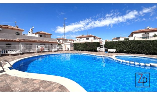 Resale - Townhouse -
Orihuela Costa - Playa Flamenca