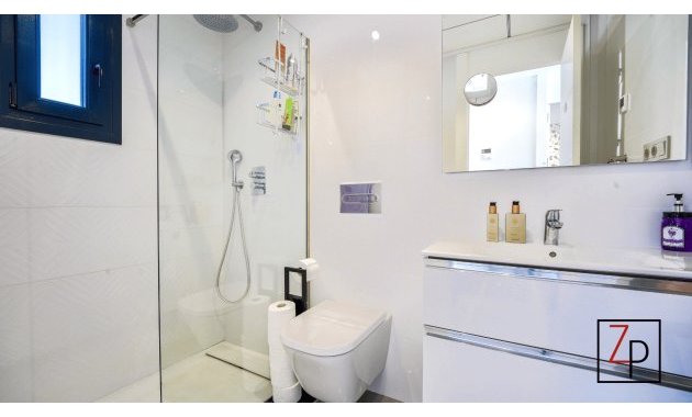 Resale - Villa -
Torrevieja - La Veleta